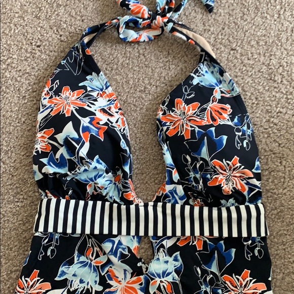 Tart swimsuit - Picture 3 of 6